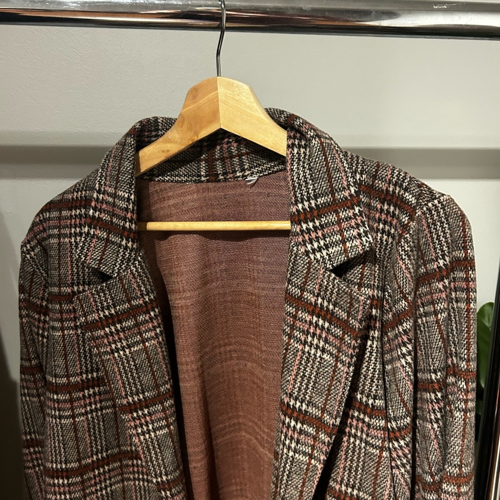 Brown coat size M - Picture 4 of 4